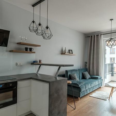 Warsaw Inside Business Centre Apartment Exterior photo
