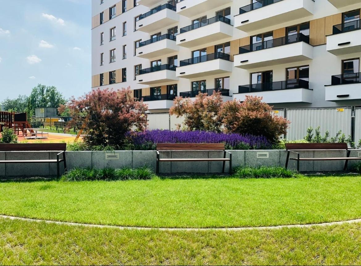 Warsaw Inside Business Centre Apartment Exterior photo